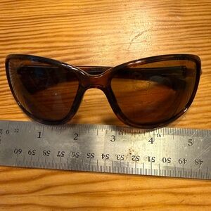 EUC OAKLEY sunglasses - brown tortoise model 009301-05 Size 62-14-130